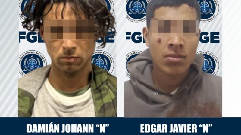 Aprende Fiscalía Regional de Tijuana a dos sujetos por robo equiparado de vehículo