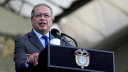 Venezuela suspende los vuelos con Colombia tras denunciar infiltración de "mercenarios"