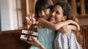 Día de la Madre: Inversión, una herramienta clave para el bienestar de la mujer