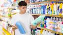 Confianza de los consumidores en México siguió cayendo en abril