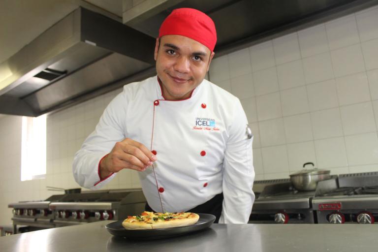 Estudiar gastronomía en México: pasión que se cocina con disciplina y alto costo