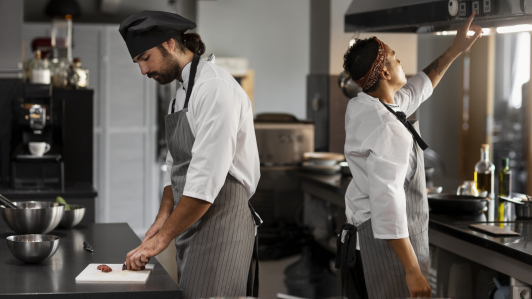 ¿Por qué hay tanta rotación laboral en la industria restaurantera?