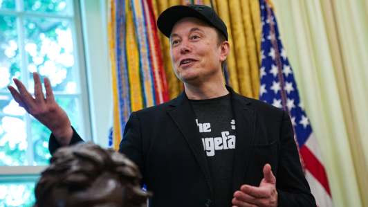 Trump elogia a Musk en su despedida al frente de DOGE, que espera "seguir siendo amigo y asesor"