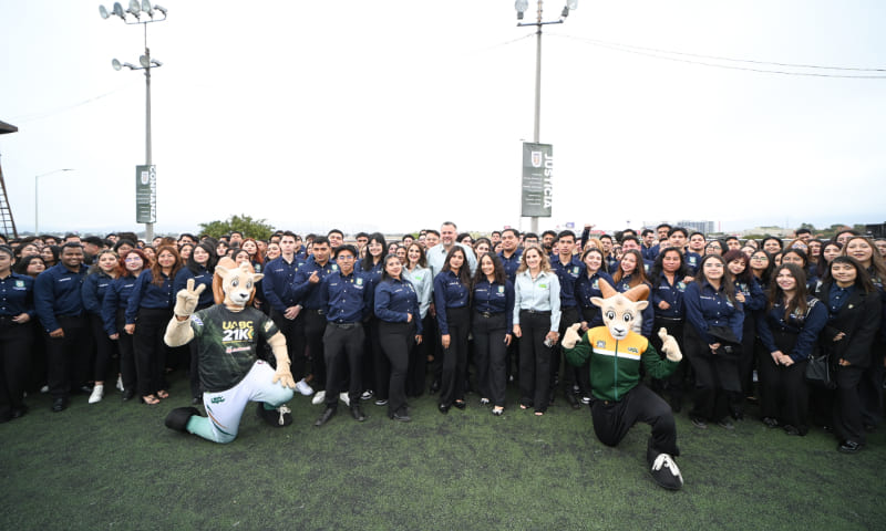 UABC despide con orgullo a la generación 2025-1 del Campus Tijuana