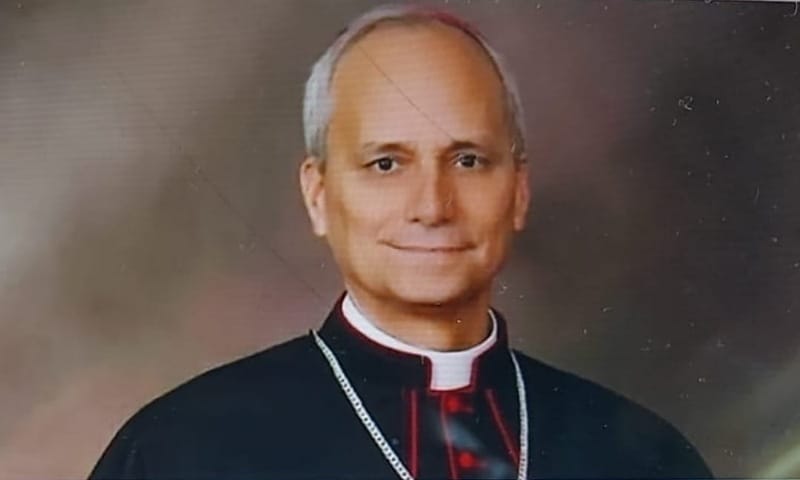 ¡Habemus Papam! Sale humo blanco en el Vaticano: el mundo católico celebra la elección del nuevo Papa