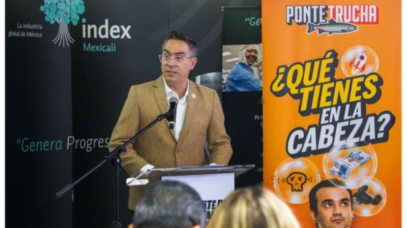 Secretario de Educación toma protesta a Comité de Vinculación escuela-empresa de Mexicali