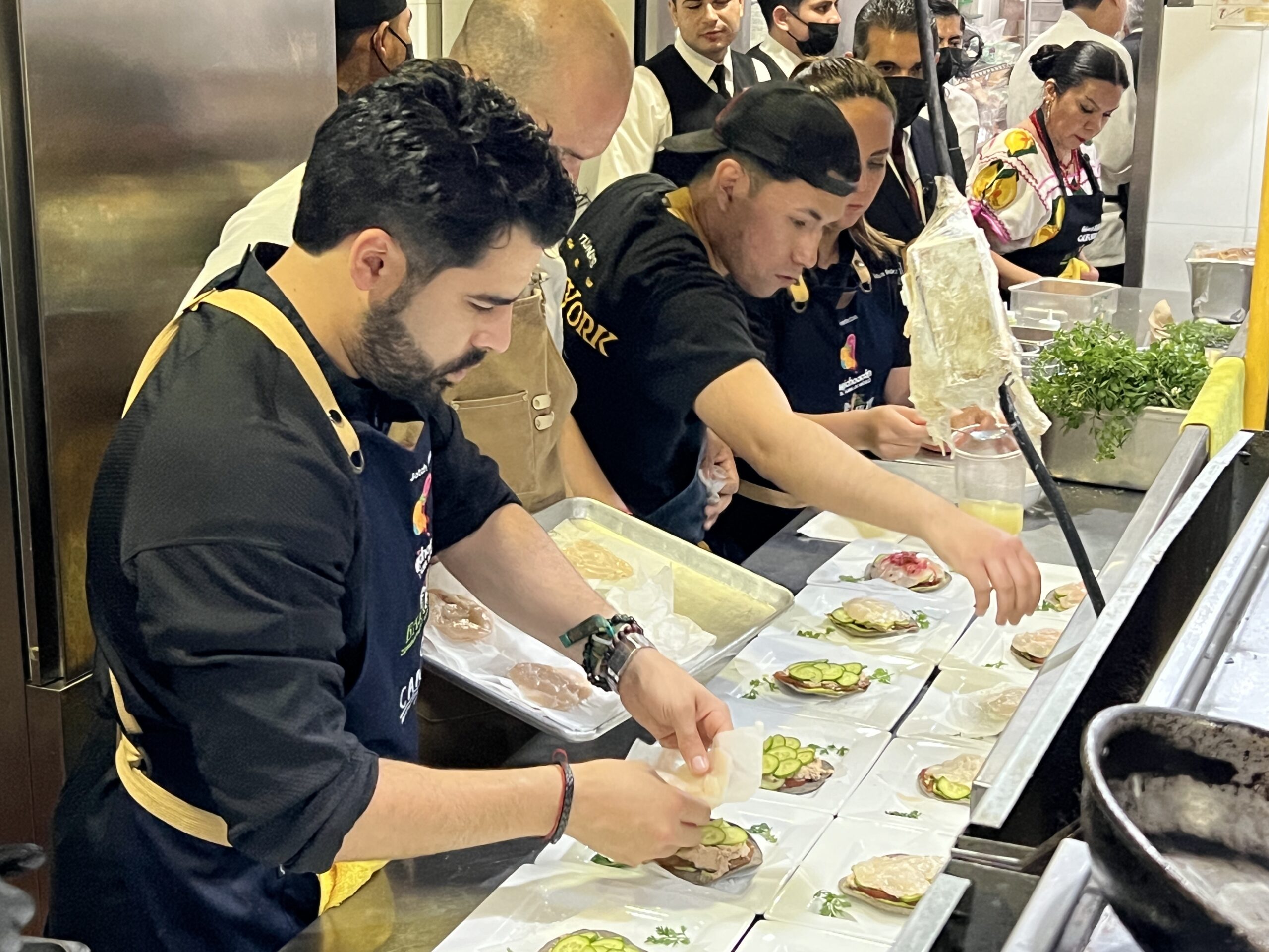 Proyecta BajaMich la cocina de Baja California y Michoacán
