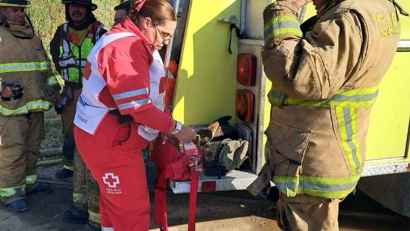 Gobierno de Tecate destaca respuesta inmediata de Bomberos ante incendio de vivienda en Colonia El Rincón