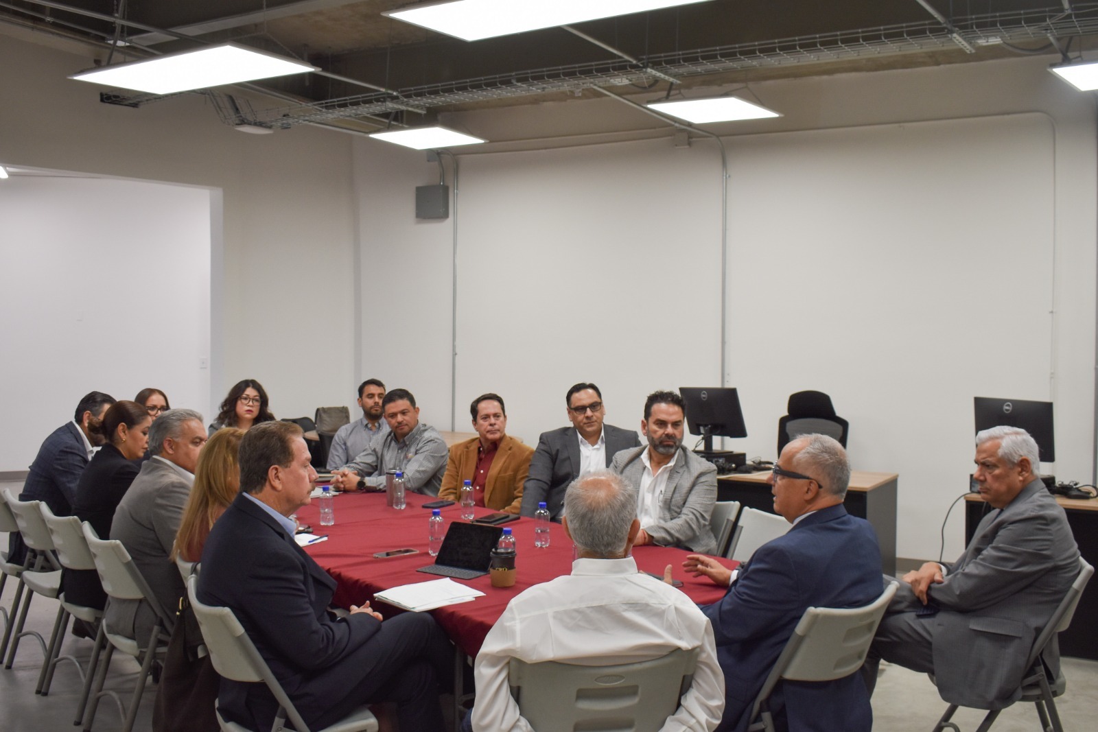Fortalecen Gobierno del Estado y organismo empresariales mecanismo de diálogo y coordinación