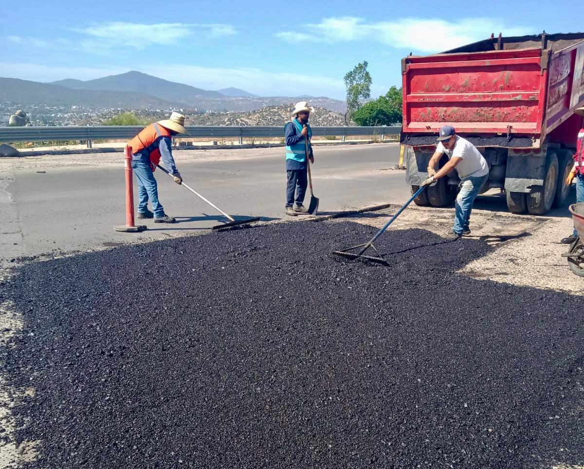 Gobierno de Tecate inicia trabajos de bacheo en Santa Anita