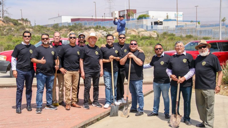 Grupo 21 se suma al Programa de Adopción de Camellones y Áreas Verdes del Gobierno de Tecate