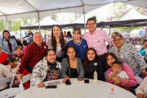 Celebran a lo grande a las madres de Tecate