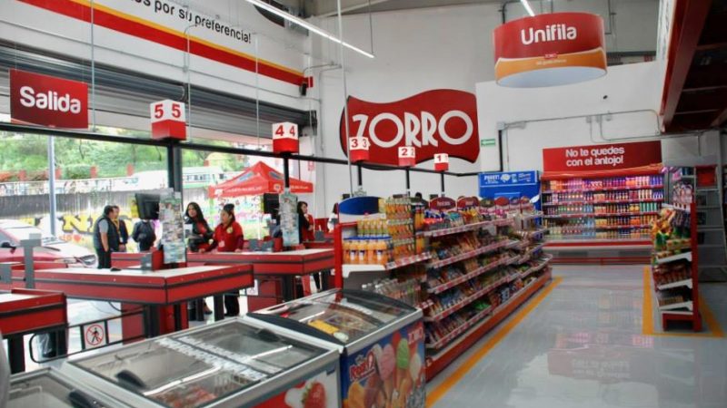 ¿Quién es el dueño del Zorro Abarrotero y cómo ha logrado expandirse desde 1940?