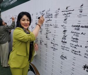 El Colegio de Profesionistas y Juristas en Derecho en Baja California avala la firma de convenio «Tijuana Ciudad Limpia» encabezada por el Dr. Ismael Burgueño