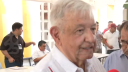 AMLO rompe 8 meses de ausencia pública para votar la elección judicial; "México es democrático", dice