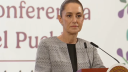 Sheinbaum señala como "visita de cortesía" la reunión con Christopher Landau