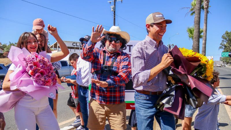 Florería Allegra se suma al Programa de Adopción de Camellones y Espacios Públicos en Tecate
