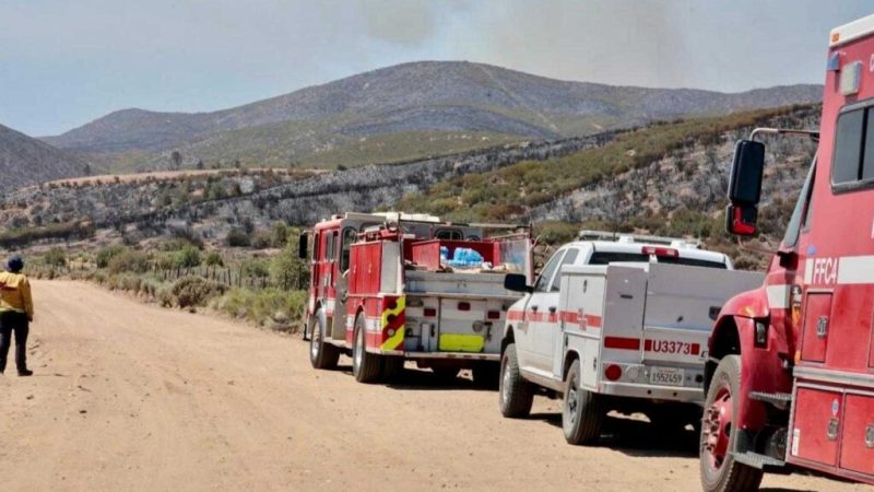 Gobierno de Tecate informa sobre avances en el combate al incendio forestal