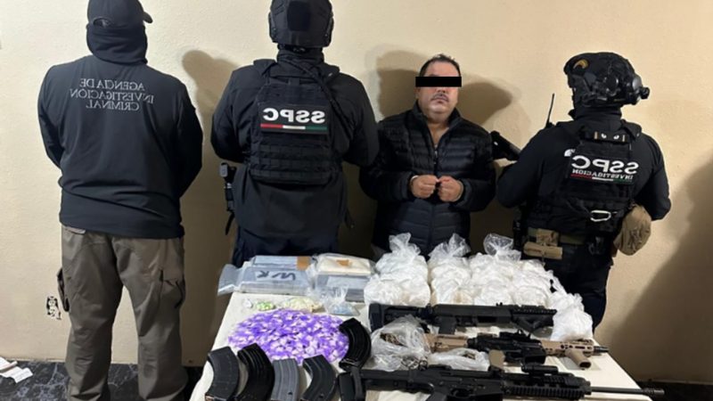 En cateo, FGR detiene a una persona y asegura drogas y armas en Tijuana,B.C