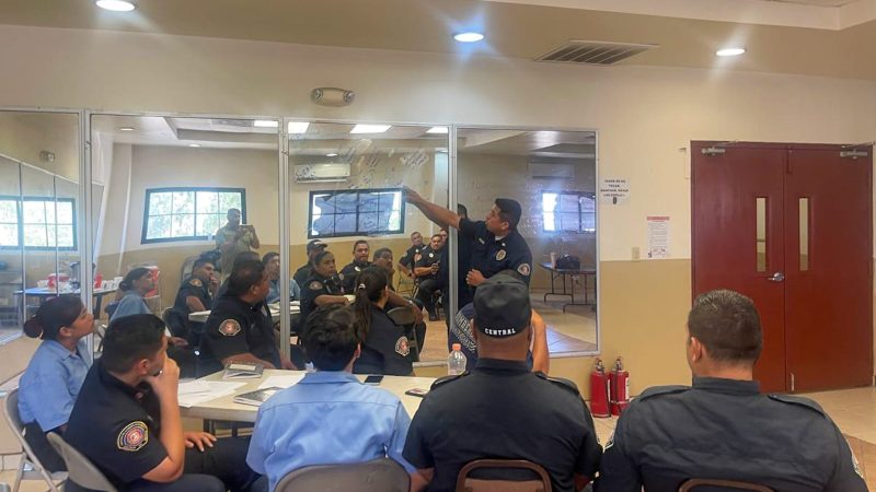 Capacita Protección Civil Estatal a personal de Bomberos de San Felipe en combate de incendios