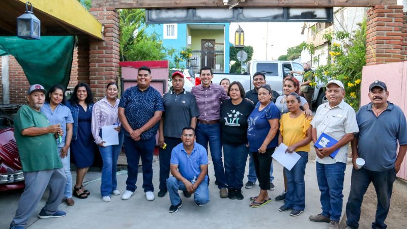 Alcalde Román Cota refrenda cercanía con la gente