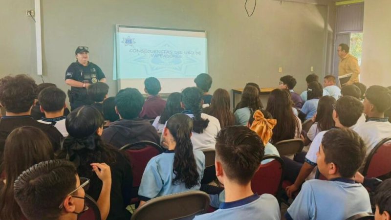 Gobierno de Tecate fortalece la prevención con pláticas sobre el uso de vapeadores