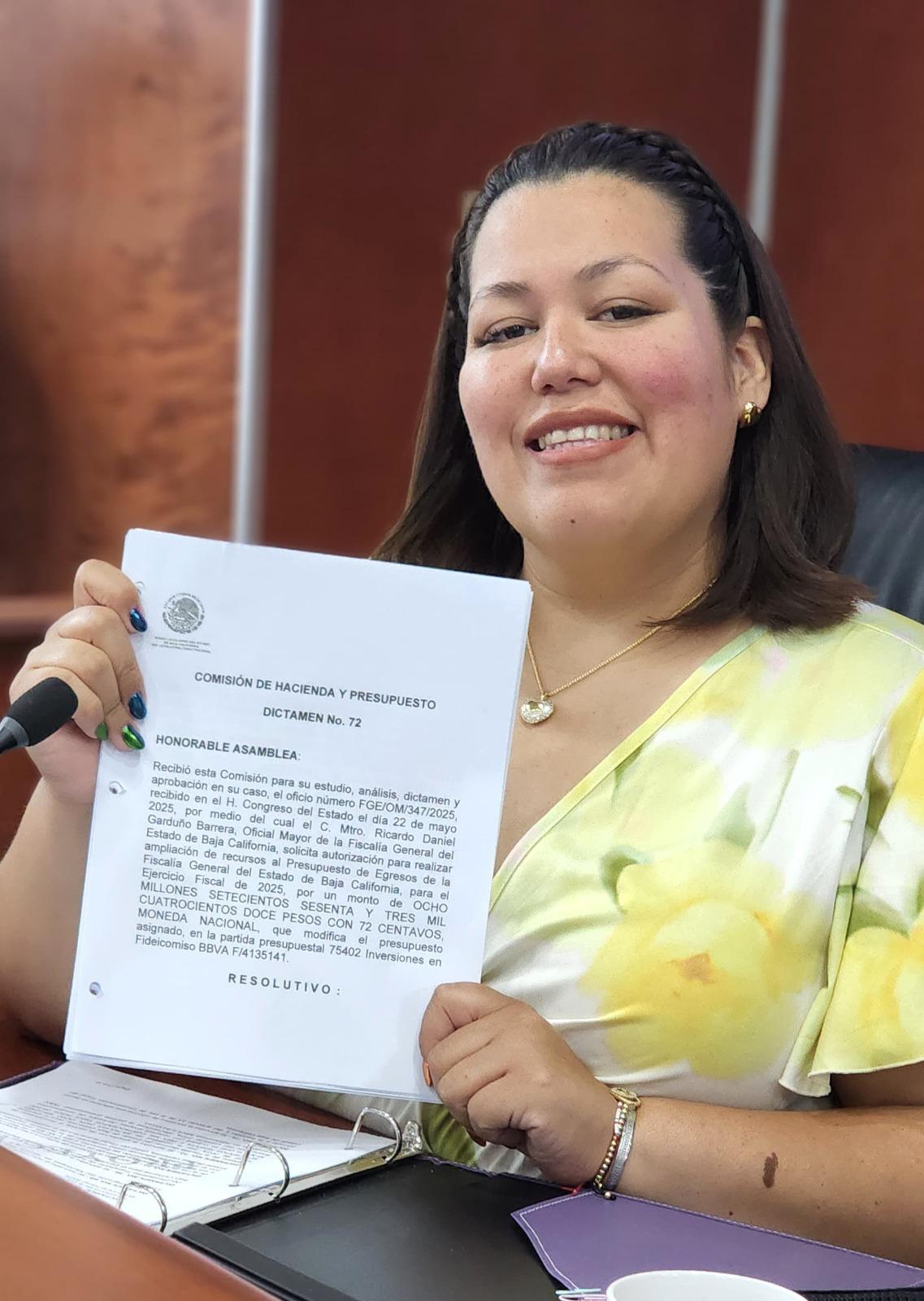 Congreso aprueba dictámenes de la Comisión de Hacienda
