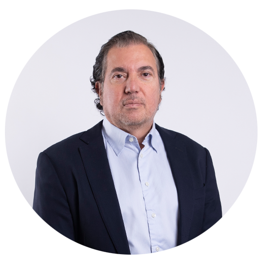 ¿Quién es el dueño de Tiendas 3B y cómo ha logrado su éxito en México?