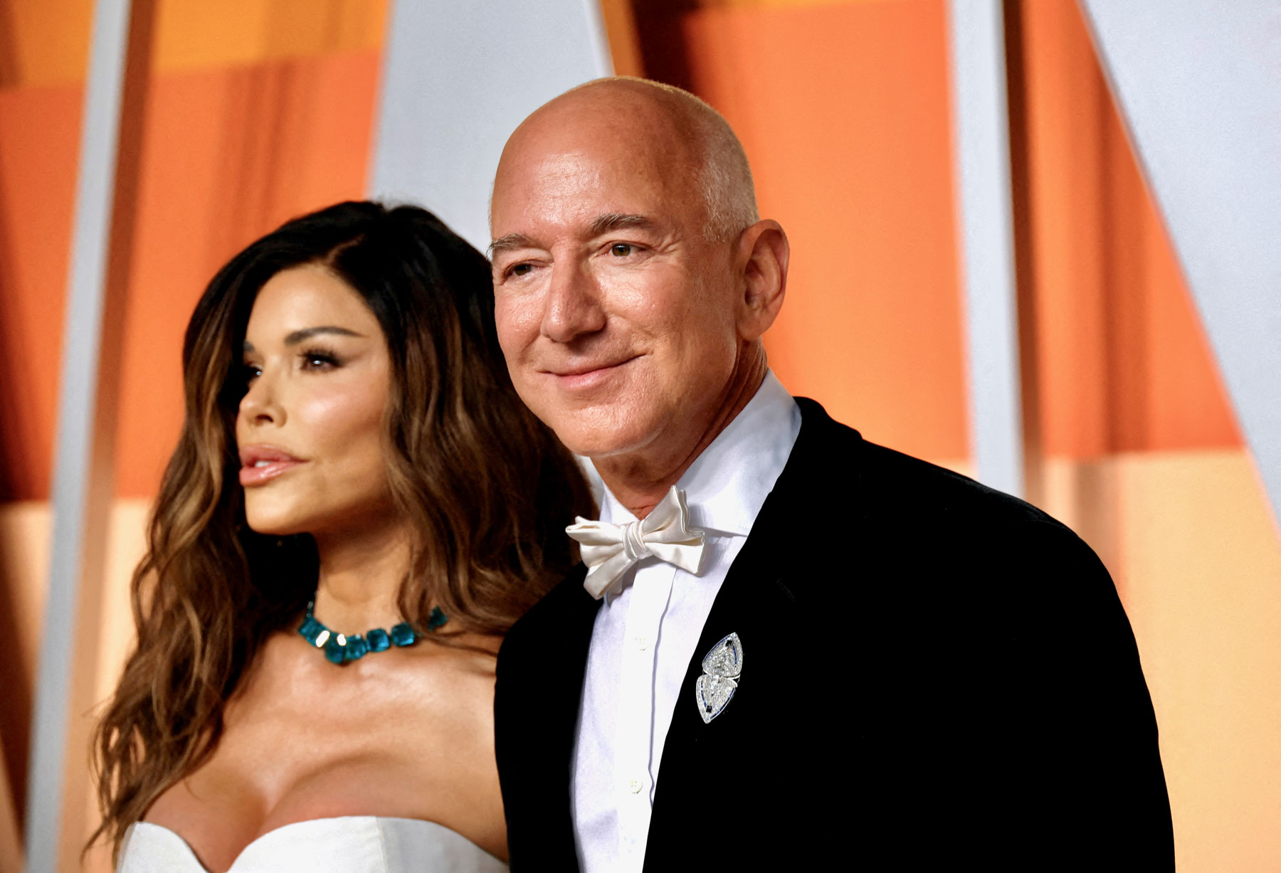 Ella es Lauren Sánchez, periodista y esposa de Jeff Bezos, fundador de Amazon