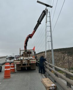 Refuerza SIDURT alumbrado en Puente del Nodo Morelos
