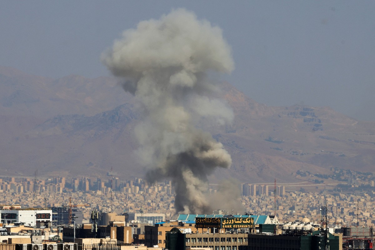 Israel e Irán intensifican sus ataques y el número de muertos crece