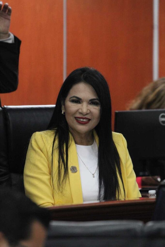 Pide Diputada Alejandrina Corral reforzar labores de limpieza y mantenimiento de espacios públicos