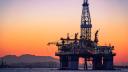 Petróleo cae 1% ante el inminente límite del 1 de agosto para los aranceles de Trump