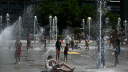 Ola de calor pone en alerta roja a París y obliga a cerrar las escuelas en Europa