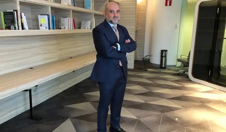 ¿Cómo invertir desde 1,000 pesos con BBVA Invest y tener un portafolio personalizado?