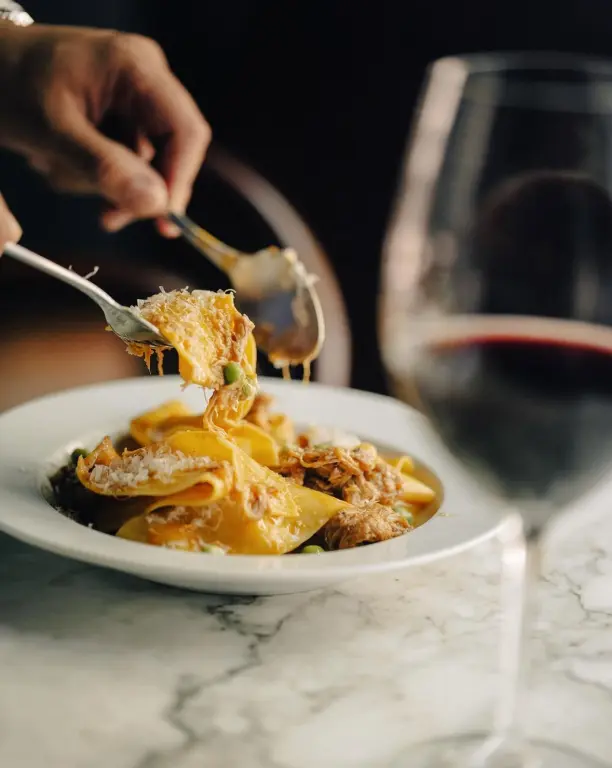 ¿Dónde comer? Vigneron, el wine bar para paladares inquietos