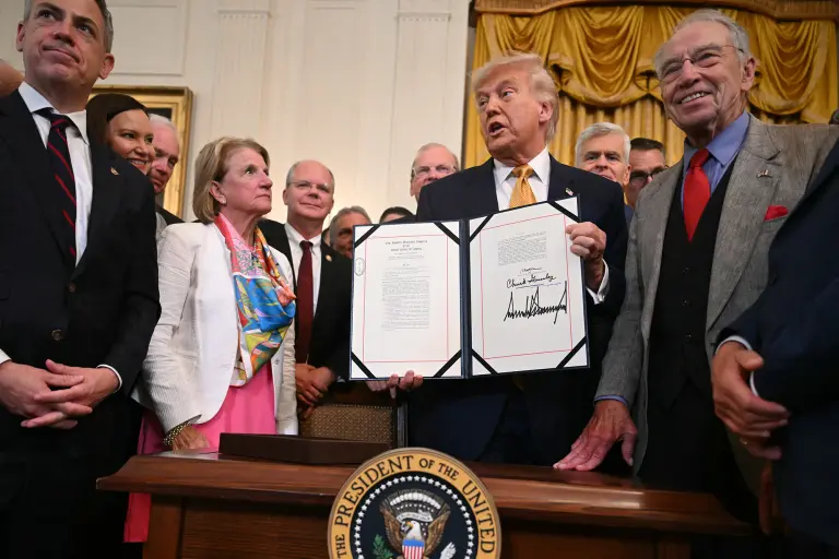 Donald Trump endurece penas para traficantes de fentanilo en Estados Unidos