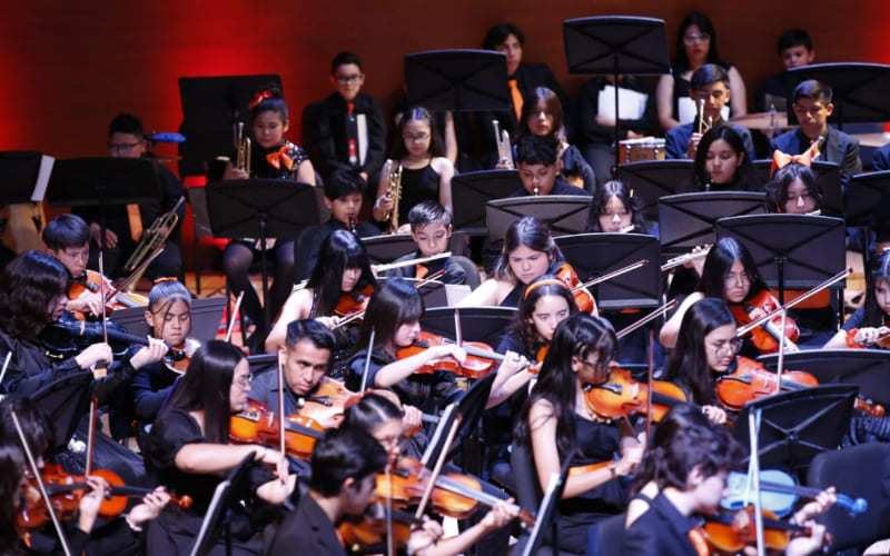 Reconoce Gobernadora Marina del Pilar a jóvenes músicos de BC en intercambio cultural»