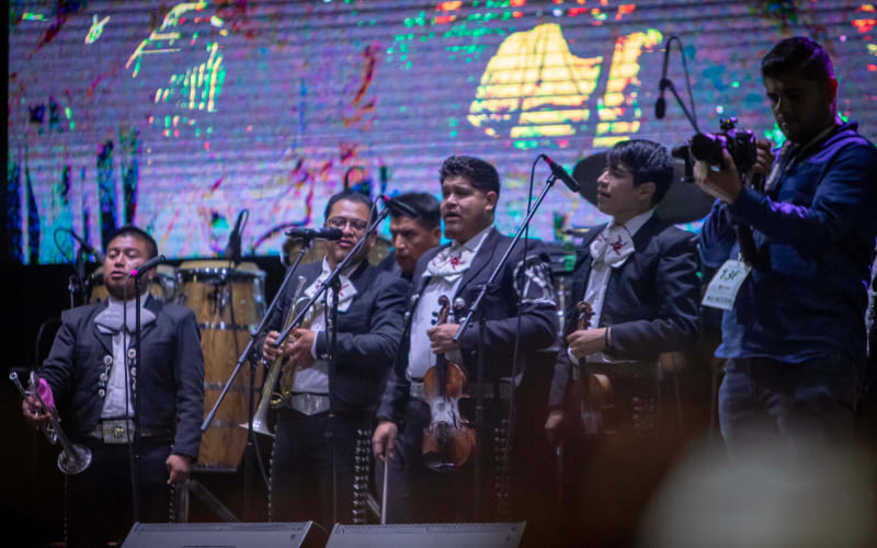 Miles asisten al concierto gratuito de La Original Banda El Limón por el aniversario de Tijuana