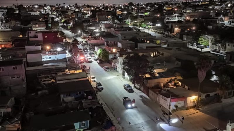 Policía municipal de Rosarito resulta herido tras ataque armado frente a su domicilio