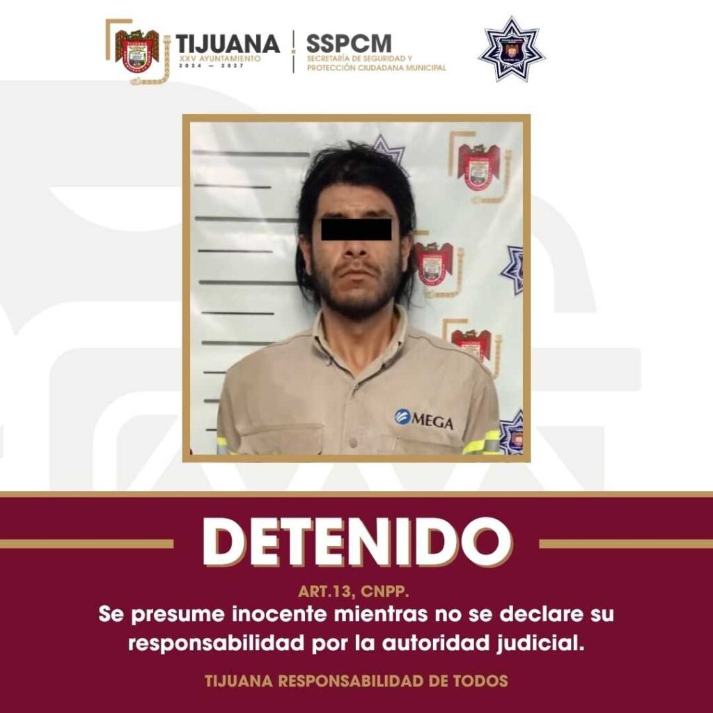Aseguran agentes municipales a hombre en posesión de fusil de asalto