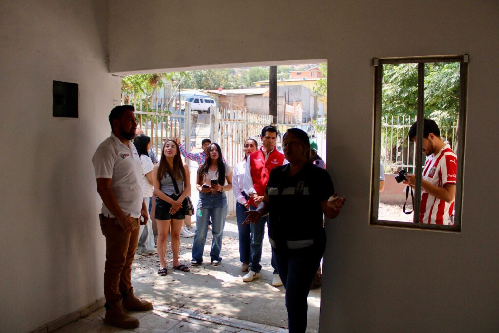Arranca en Tecate rehabilitación de canchas deportivas con arte urbano y comunidad
