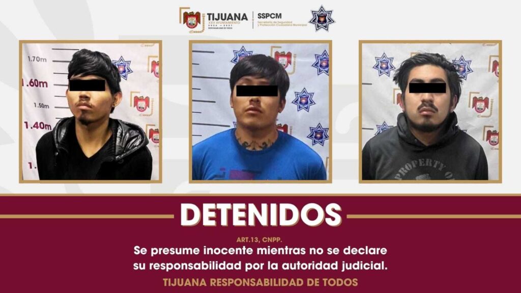 Intercepta Policía Municipal de Tijuana camión de transporte con arma larga en su interior