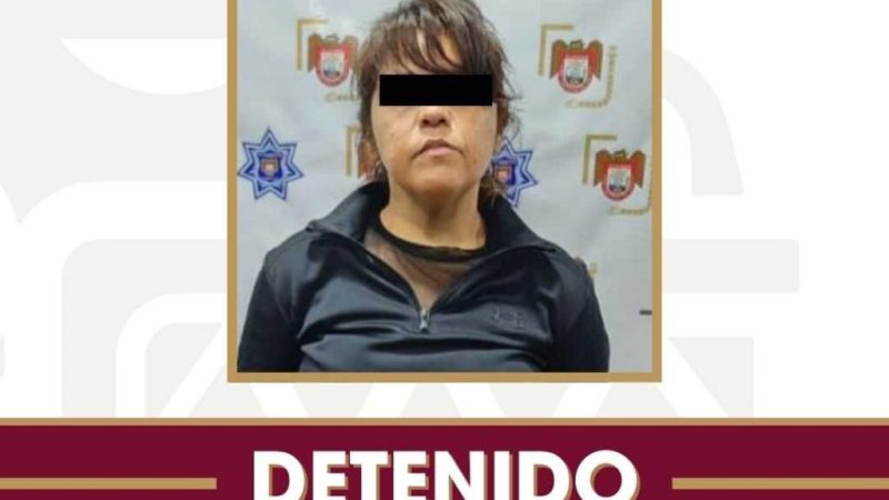 Asegura Policía Municipal a mujer armada tras intento de robo