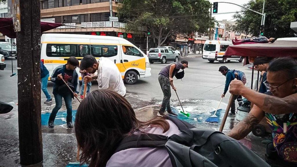 Realiza Gobierno Municipal de Tijuana jornada de limpieza en la Zona Centro