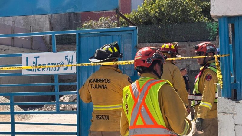 Muere trabajador tras caerle una barda en la Sánchez Taboada