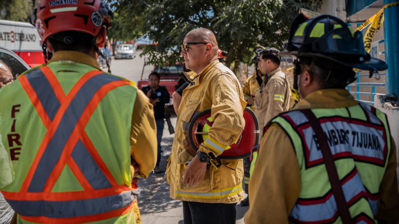 Muere tras caerle una barda en la colonia Reforma