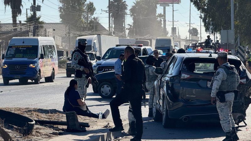 Accidente vehicular involucra a unidad de la Guardia Nacional en el bulevar Aeropuerto