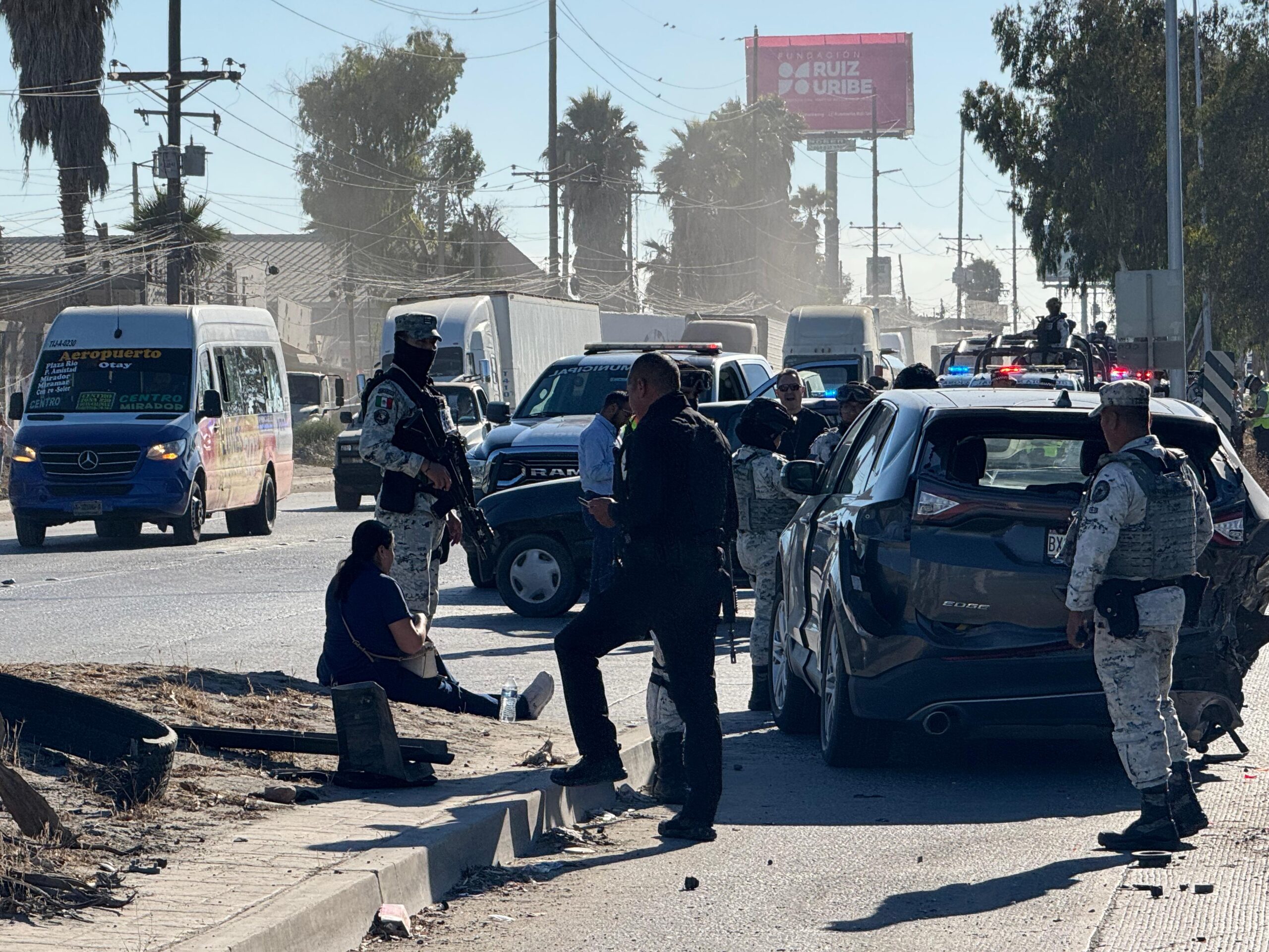 Accidente vehicular involucra a unidad de la Guardia Nacional en el bulevar Aeropuerto