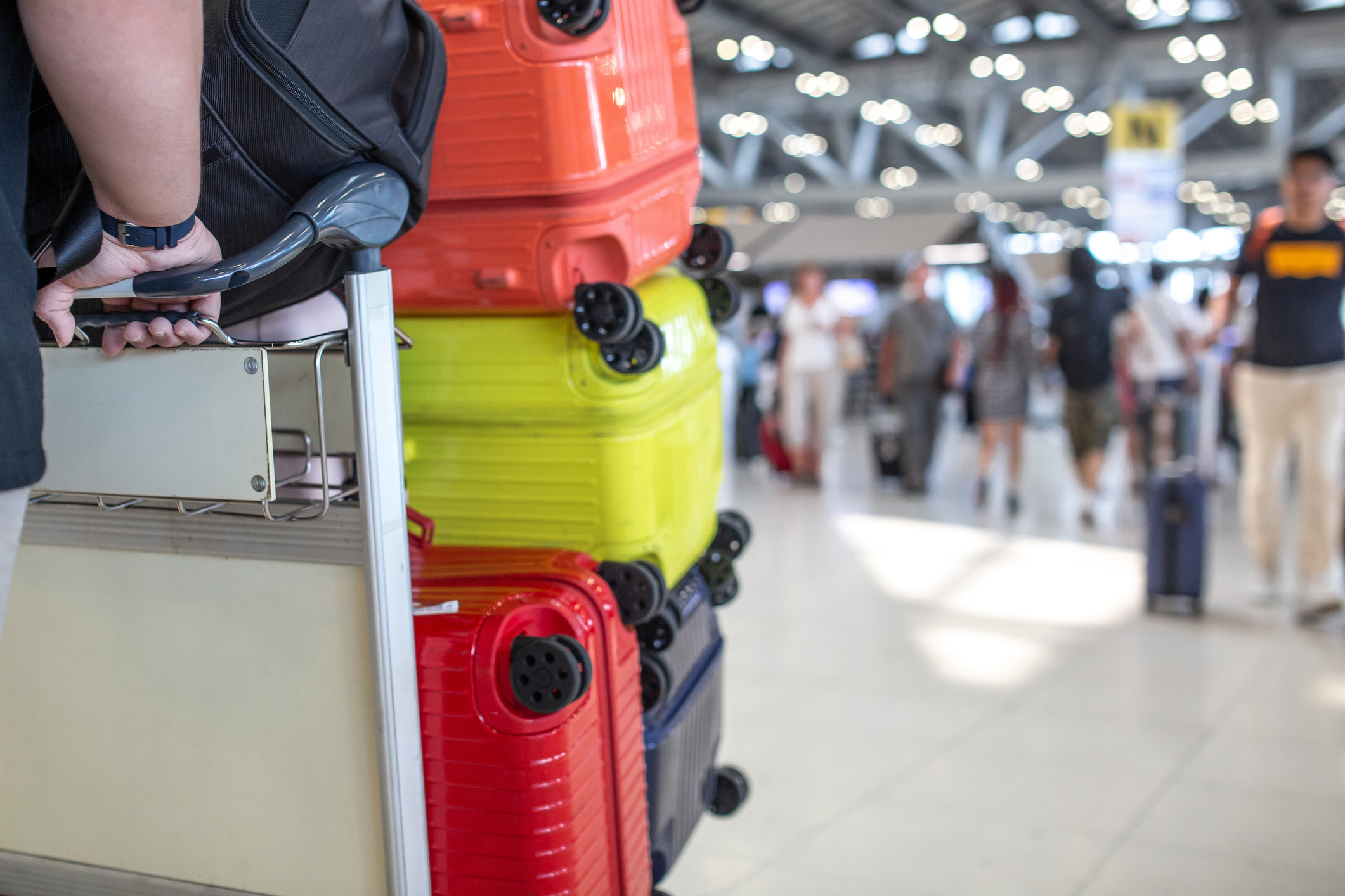 Con cuánto equipaje gratis puedes volar: medidas y pesos permitidos